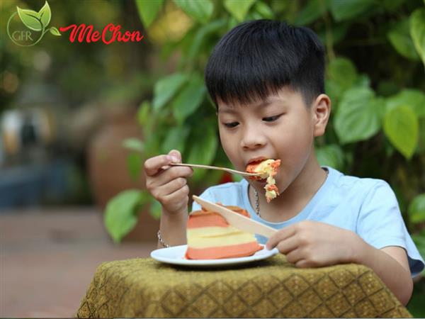 Trải nghiệm thú vị cùng dao thìa dĩa gỗ Mechon