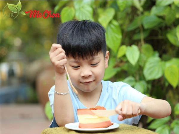 Trải nghiệm thú vị cùng dao thìa dĩa gỗ Mechon